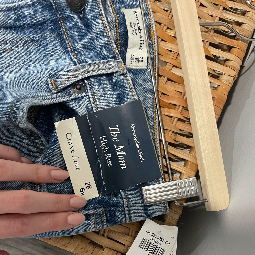 Abercrombie Mom Jeans Curve Love